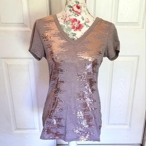 🎉HP🎉 Xhilaration v neck